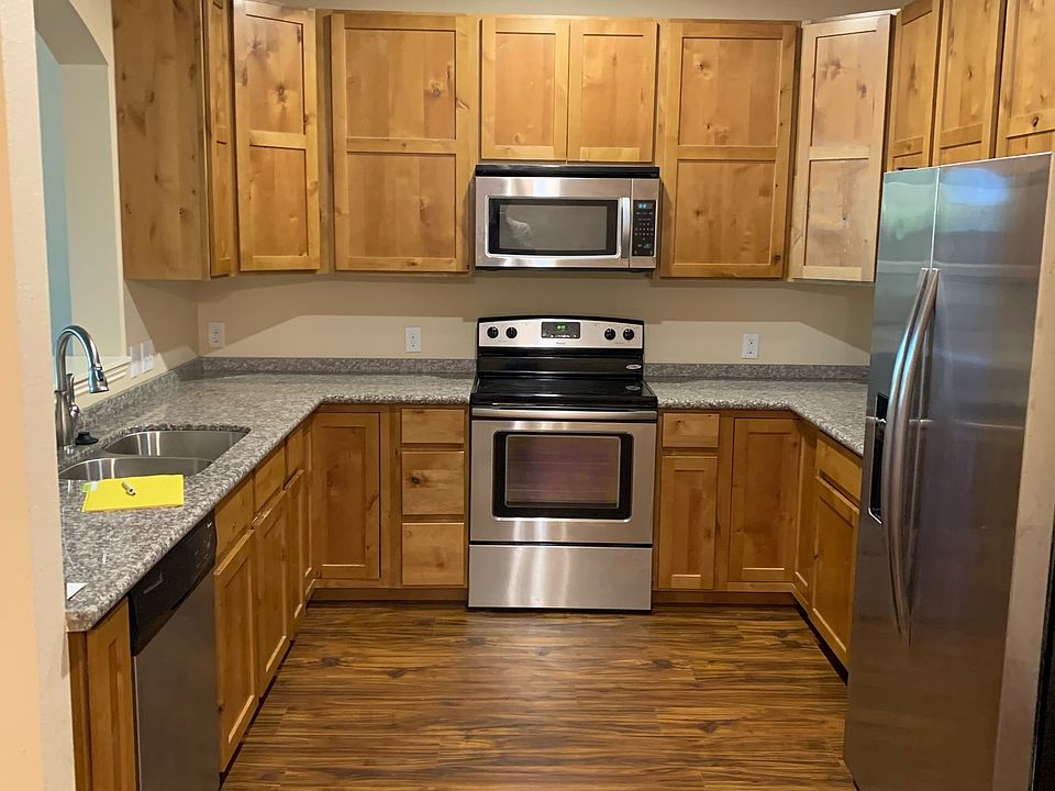 1st image of 4672 W 20th St Building 16-1612