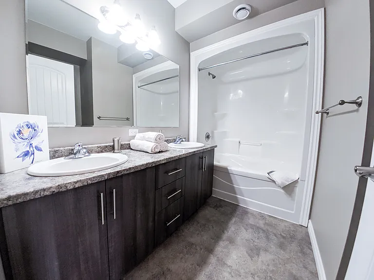 176 Elizabeth St #EXECUTIVE — Photo 20