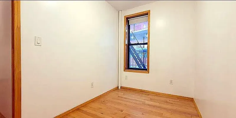 Rented by MPGL Realty Corp | media 12