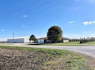 9274 E 900th Rd, Paris, IL 61944