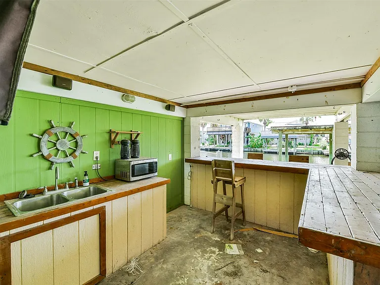 1073 Redfish St — Photo 28