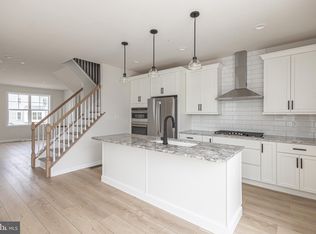 22 Warren Dr #11, Chalfont, PA 18914
