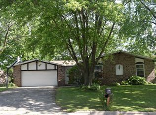 317 Rosemary Ct, Jefferson, WI 53549