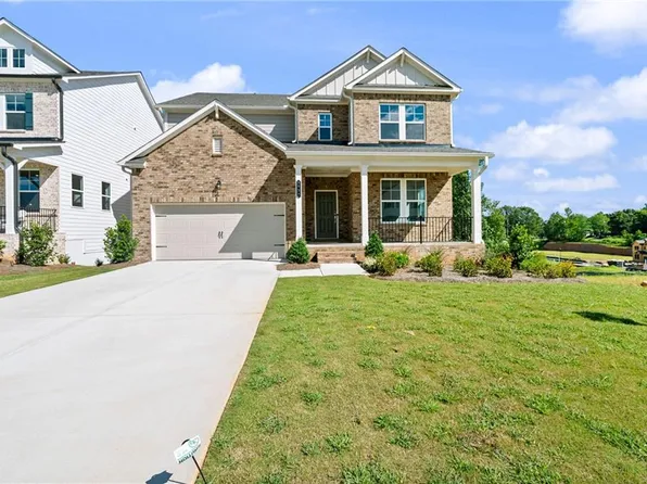 3939 Alderstone Dr, Flowery Branch, GA 30542