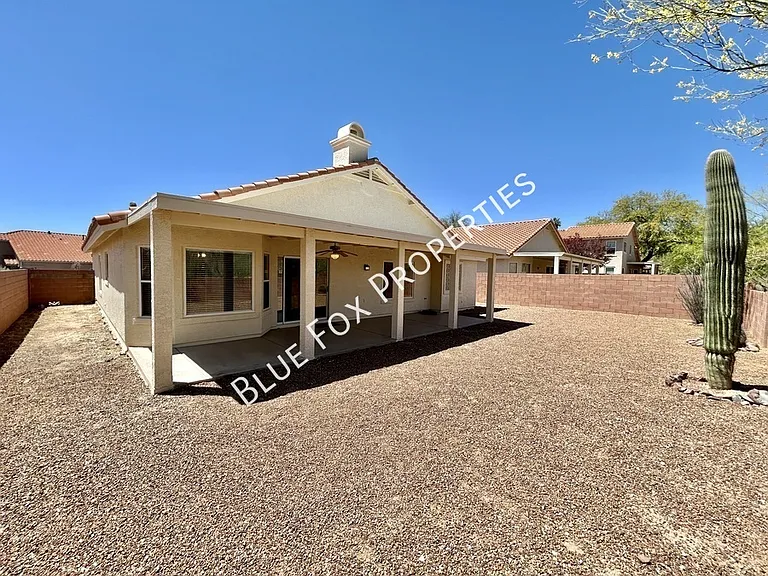 710 W Calle Alta Loma — Photo 23
