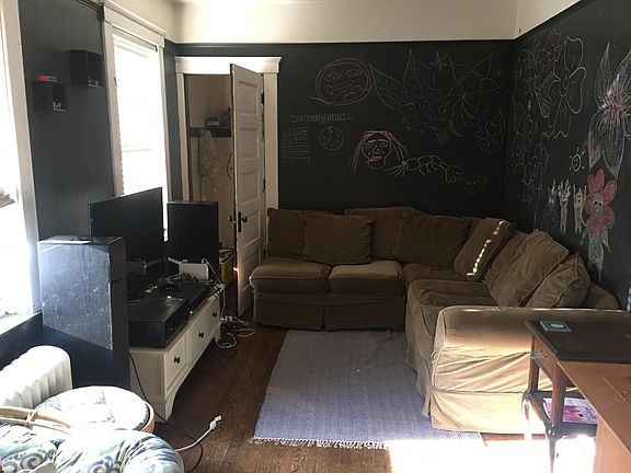 2nd image of 1100 Catherine St #1