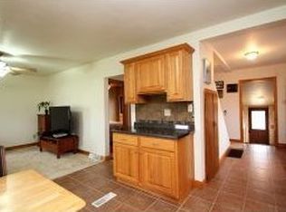1181 S Vandenberg Rd, Green Bay, WI 54311