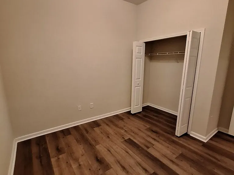 7032 Deer Lodge Cir #101 — Photo 5