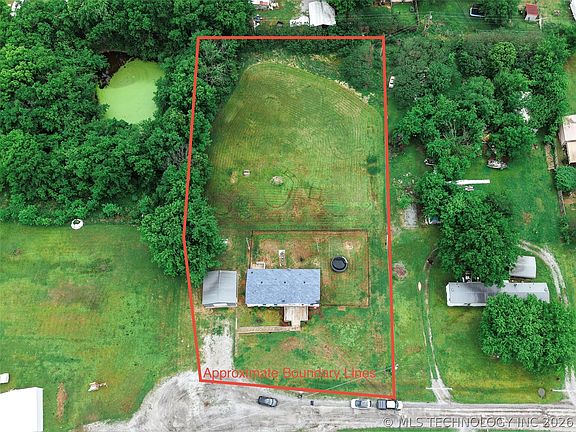 2nd image of 31117 E 689th Rd