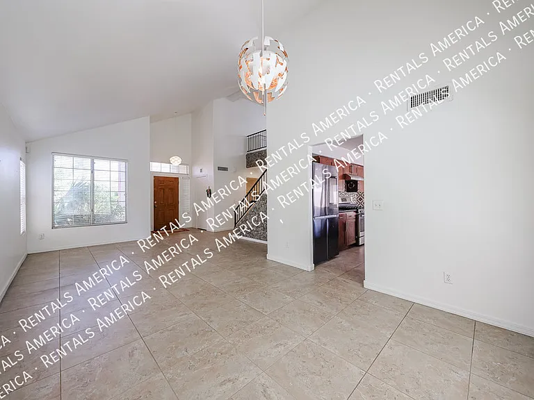 820 N Granada Dr — Photo 12