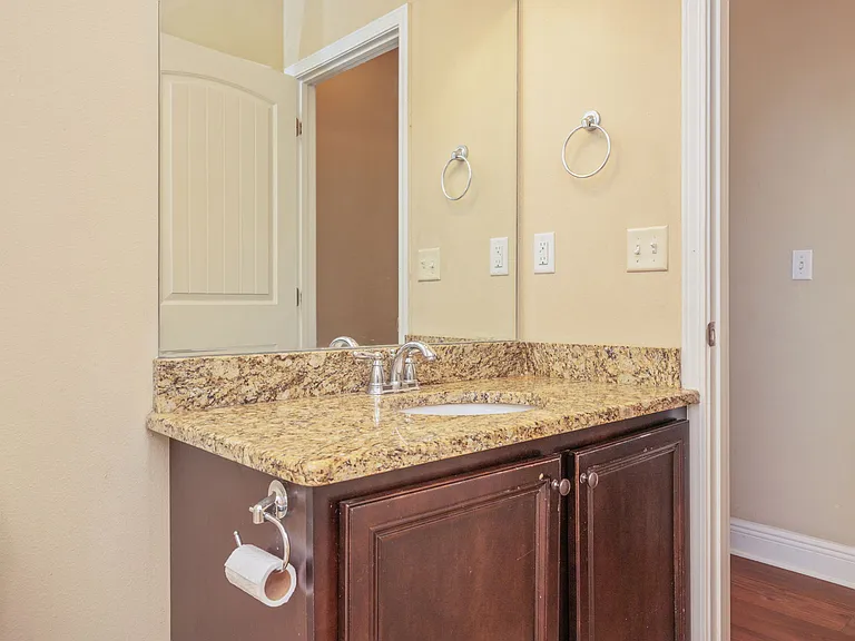 3927 Tuscany Way — Photo 15