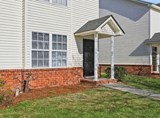 4040 Cedars Pkwy APT B, North Charleston, SC 29420