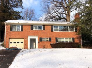 3604 Larchmont Dr, Annandale, VA 22003