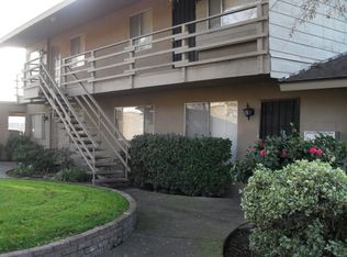 4496 N Sharon Ave APT A, Fresno, CA 93726
