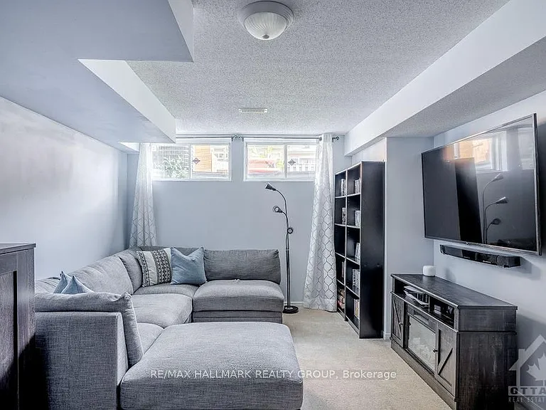 13 Upney Dr — Photo 23