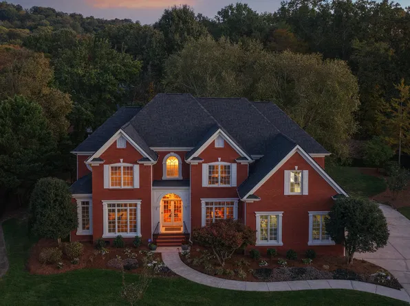 6412 Cheswick Rd S, Hixson, TN 37343