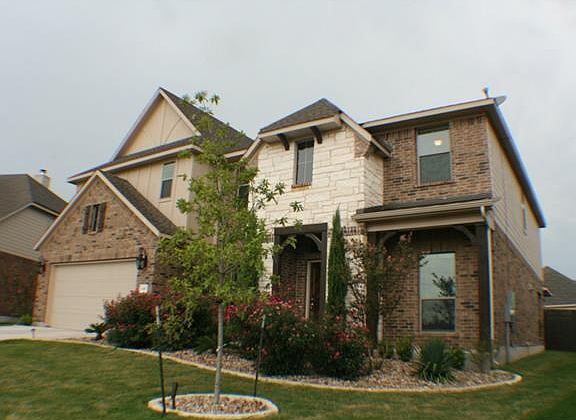 3rd image of 1010 S Pasture Dr