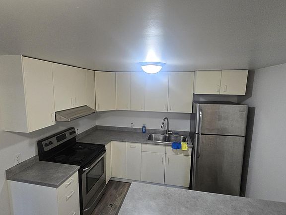 2nd image of 16 Banner Rd #B