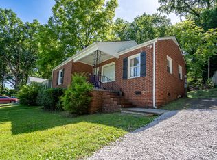 1948 Arnold Dr, Charlotte, NC 28205