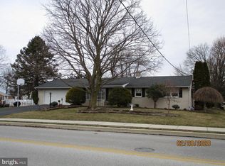 180 Meeting House Rd, Manchester, PA 17345