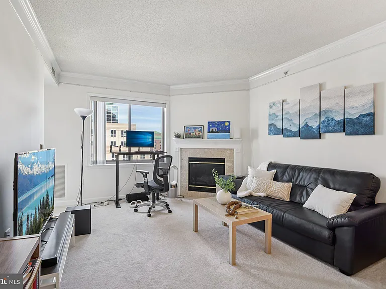 901 N Monroe St #1013 — Photo 12