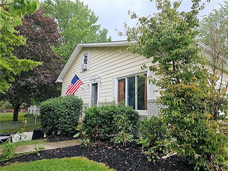 300 Park St, Mercer, PA 16137 Zillow