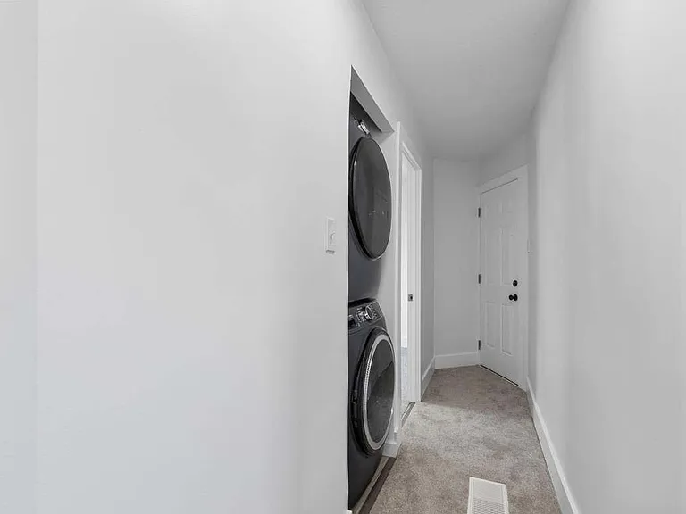 182 S Shore Dr — Photo 21