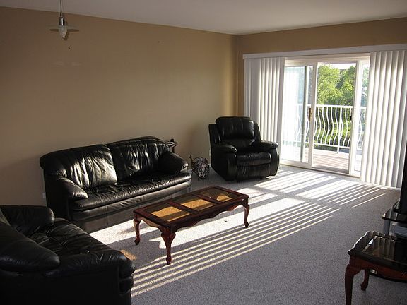 4th image of 7011 W Touhy Ave APT 510