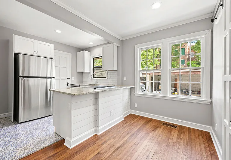 Kitchen/dining
