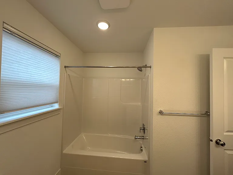 18222 SW Silvertip St #1 — Photo 26