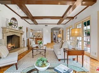 159 N Le Doux Rd, Beverly Hills, CA 90211