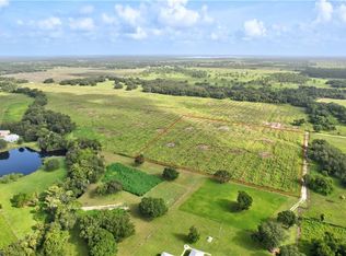 5 Cemetery Rd, Labelle, FL 33935