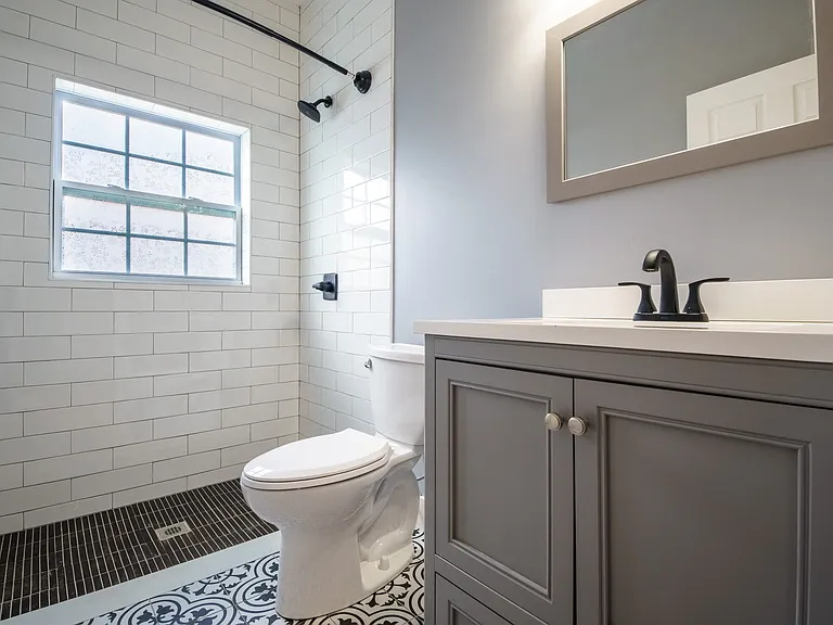 210 Parrotte Ct — Photo 41
