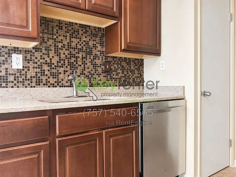 153 S Comanche Cluster — Photo 18