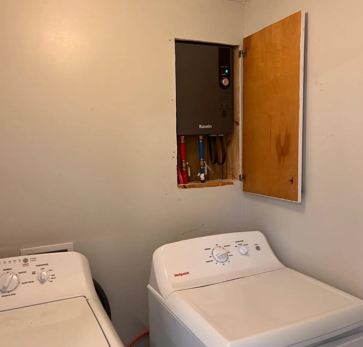 3 bed, 1025 sqft, $1,500 — Photo 4