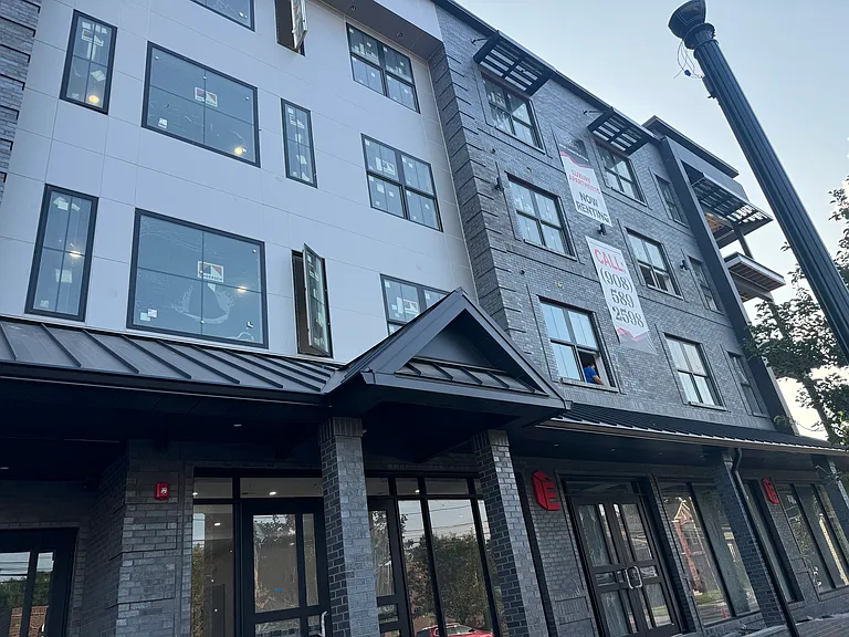 354 Union Ave #201 — Photo 31