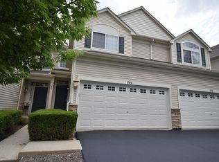 195 Durango Dr, Gilberts, IL 60136