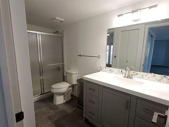 3rd image of 1200 E River Rd APT B22