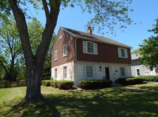 110 S Franklin St, Elkhorn, WI 53121