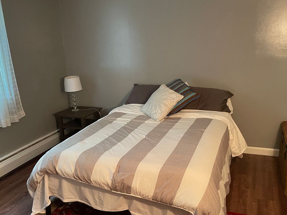 Unit 3 has a full-size bed, full closet and a smart TV