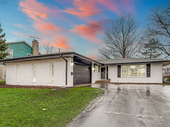 782 S Stuart Ave, Elmhurst, IL 60126