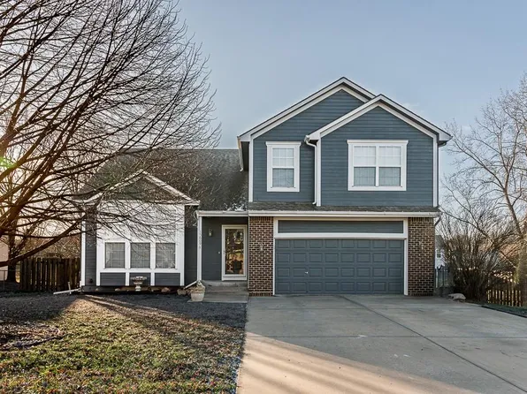 15609 Pebble Ter, Basehor, KS 66007
