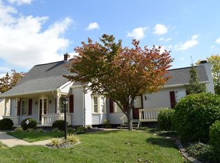 7121 Manslick Rd, Louisville, KY 40214