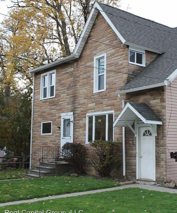1st image of 142 Almont Ave