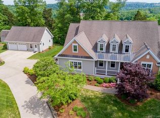 1391 Ridgewood Dr NW, Corydon, IN 47112