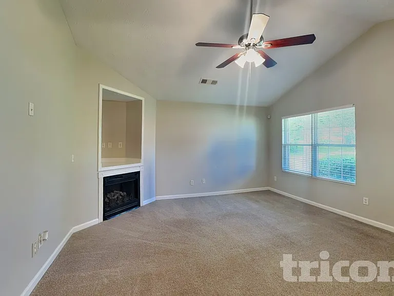 613 Everlasting Way — Photo 4