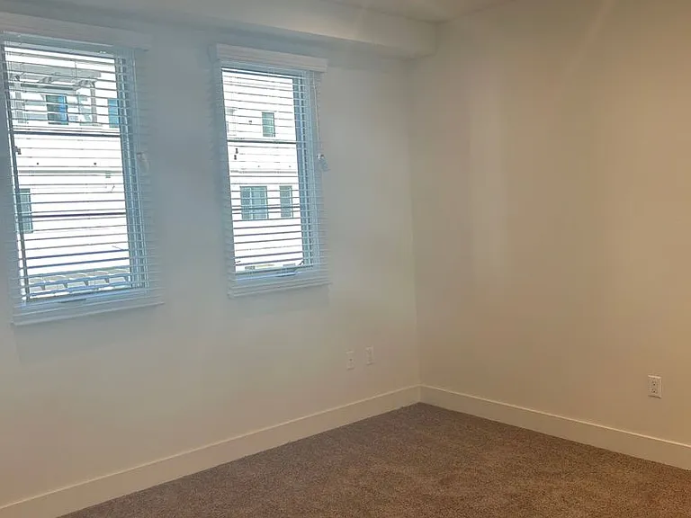 APT THE MADISON COLLECTION — Photo 39