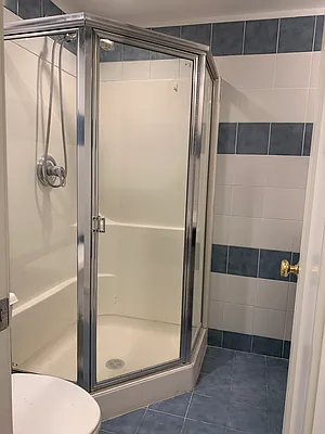 Rented by Buchbinder & Warren | media 14