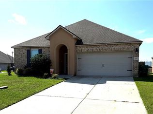 228 E Lake Dr, Slidell, LA 70461