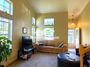 58 Bridgewater Trl, Hudson, WI 54016